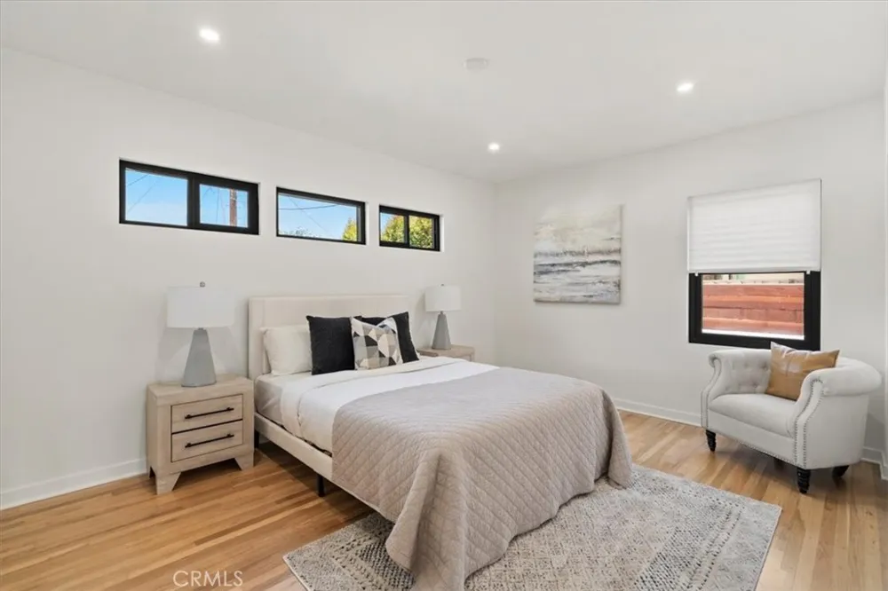 3893 Cherrywood Los Angeles, CA 90008