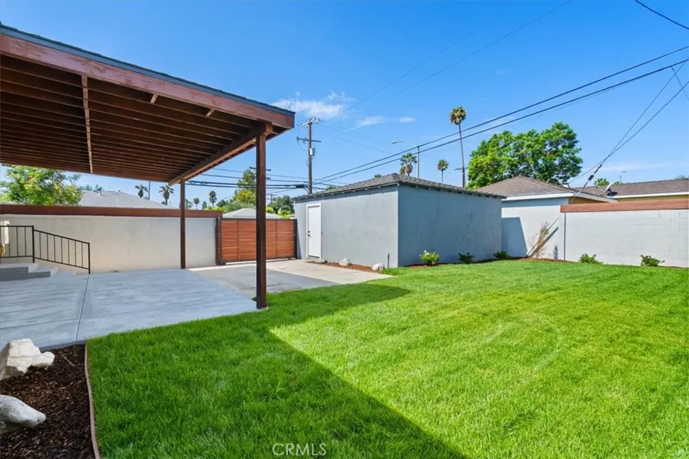 3893 Cherrywood Los Angeles, CA 90008