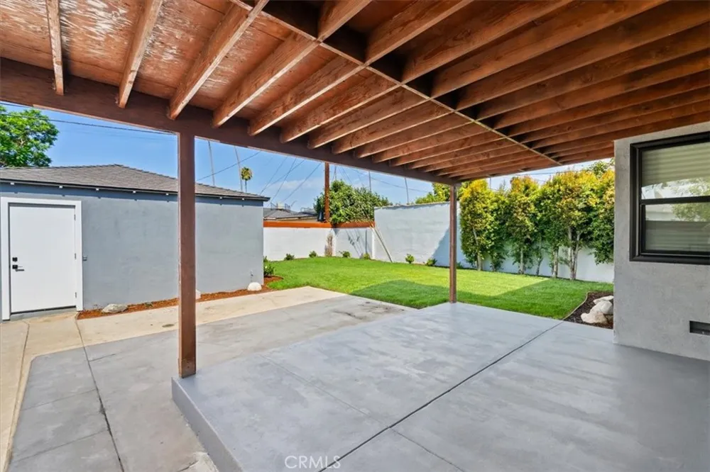 3893 Cherrywood Los Angeles, CA 90008