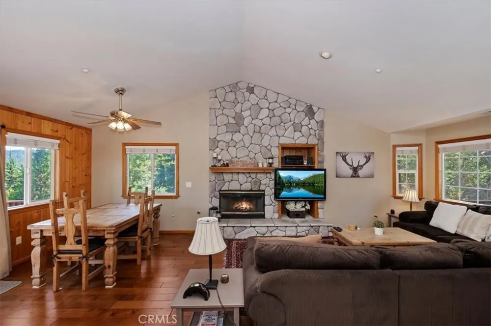 286 Birchwood Lake Arrowhead, CA 92352
