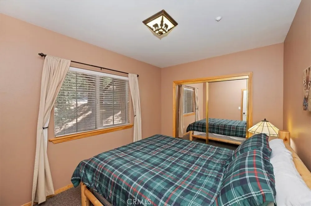 286 Birchwood Lake Arrowhead, CA 92352