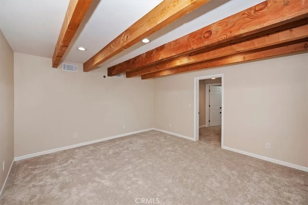 286 Birchwood Lake Arrowhead, CA 92352