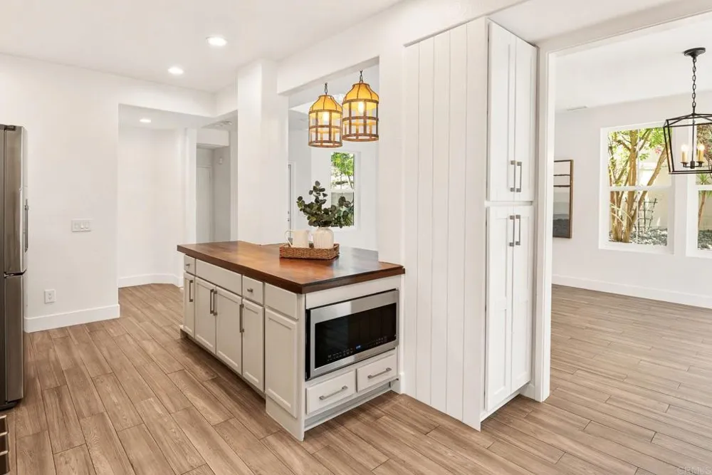 1613 Brome Court Carlsbad, CA 92011