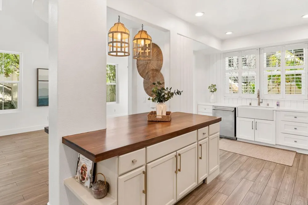 1613 Brome Court Carlsbad, CA 92011