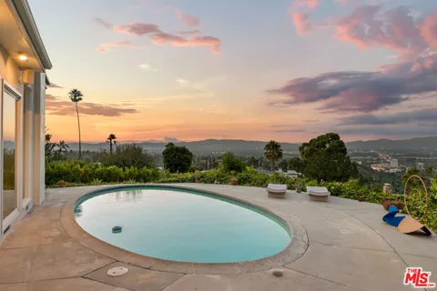 3340 Scadlock Lane