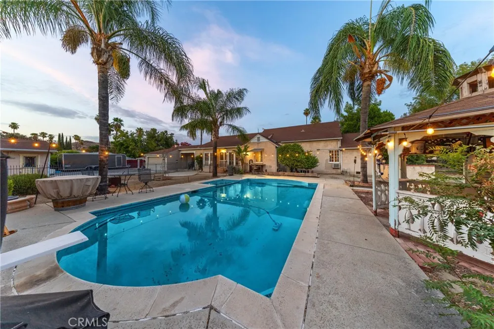 161 Cornell Hemet, CA 92544