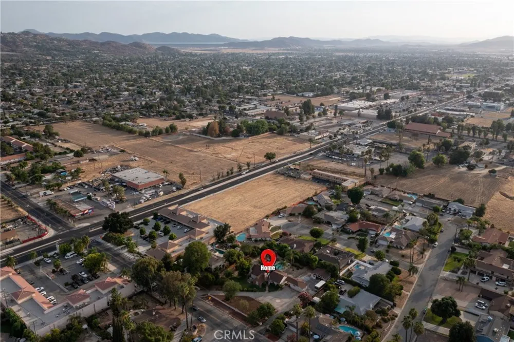161 Cornell Hemet, CA 92544