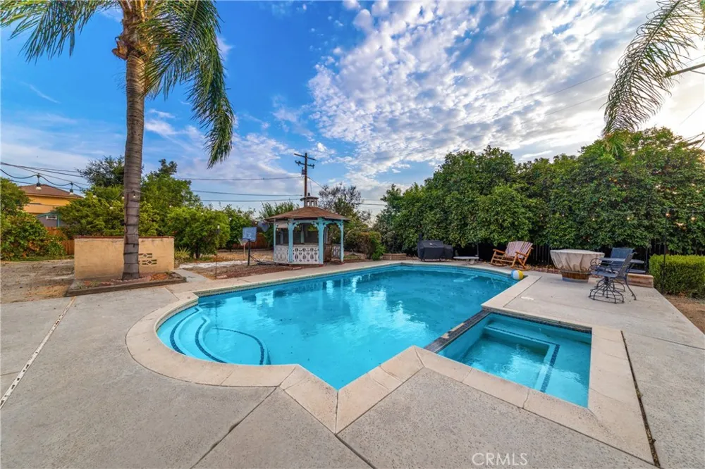 161 Cornell Hemet, CA 92544