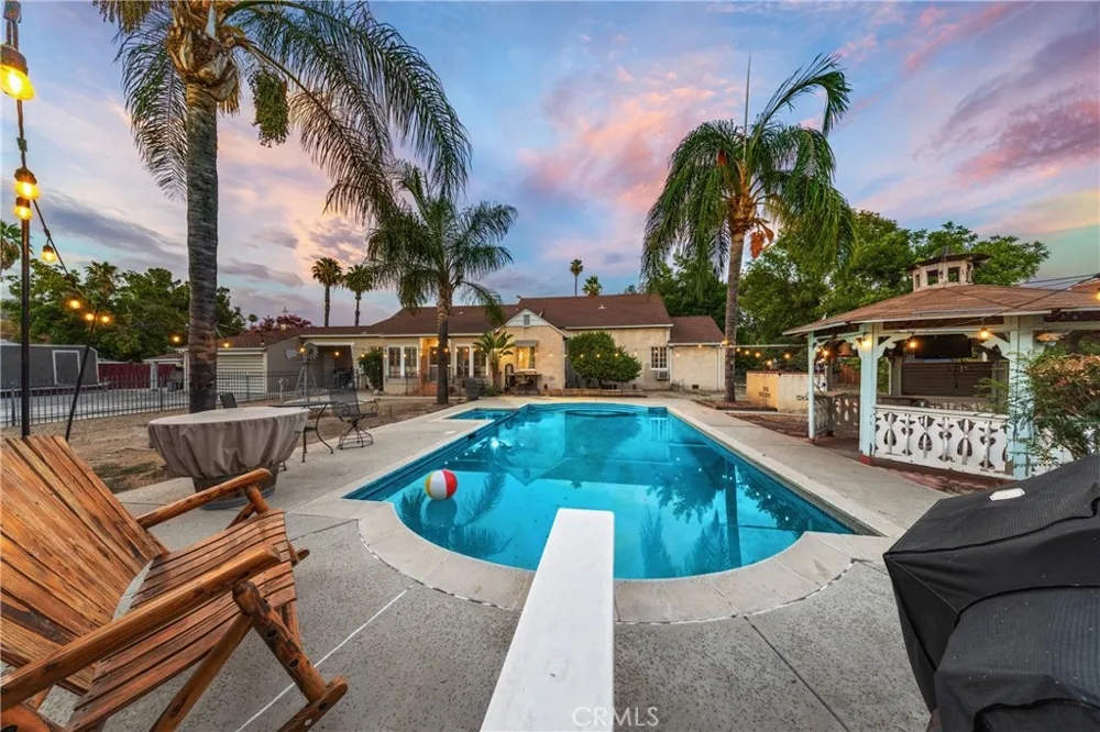 161 Cornell Hemet, CA 92544