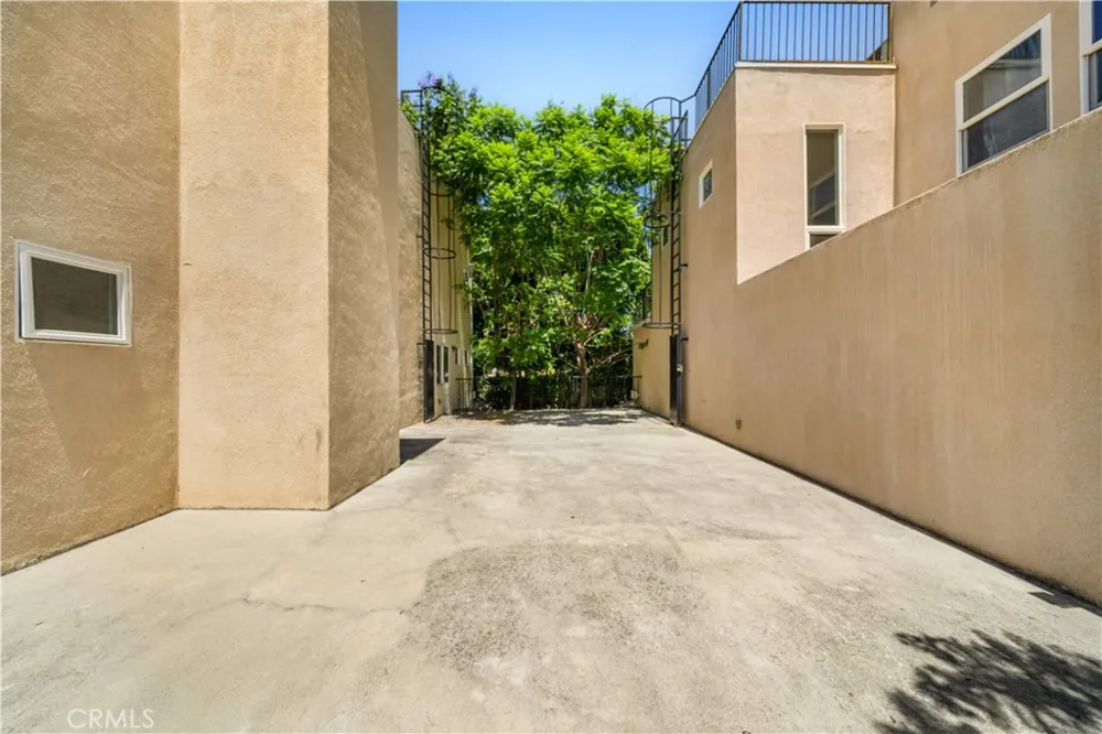 1008 S Marengo Avenue #D Alhambra, CA 91803