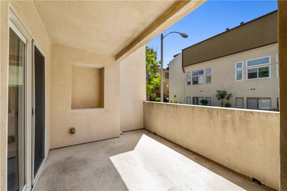 1008 S Marengo Avenue #D Alhambra, CA 91803