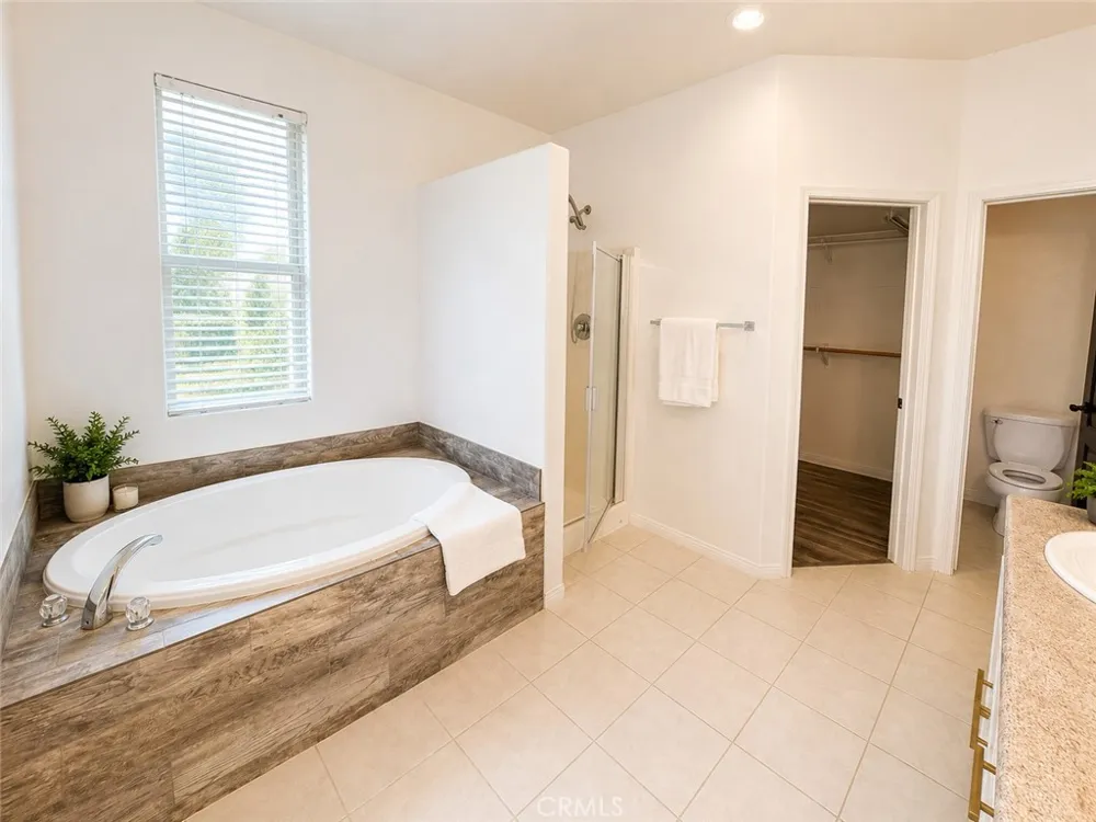 20329 Red Poppy Ln Riverside, CA 92508