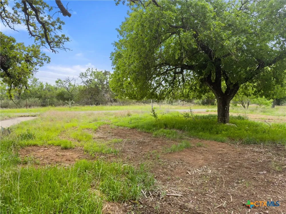 630 County Road 118B Burnet, TX 78611