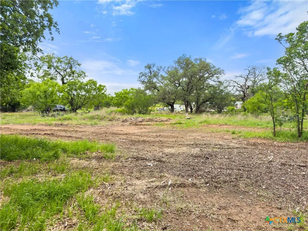 630 County Road 118B Burnet, TX 78611
