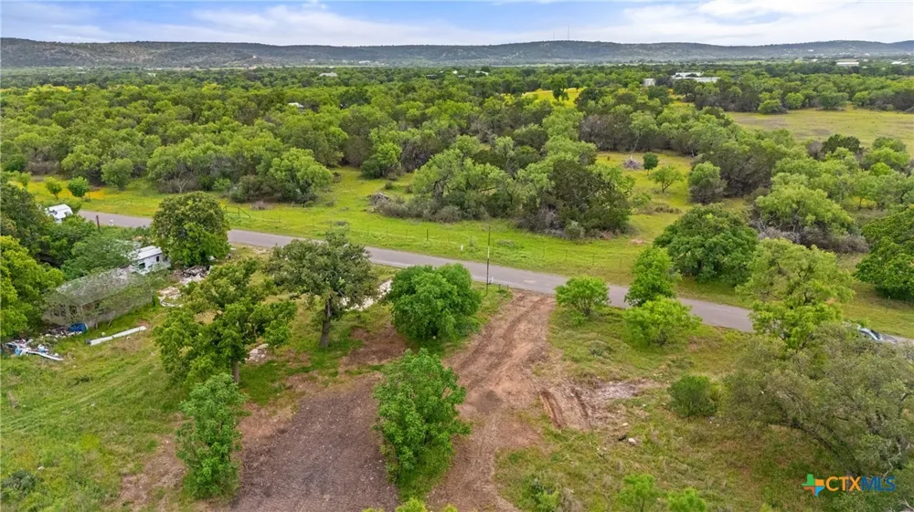 630 County Road 118B Burnet, TX 78611
