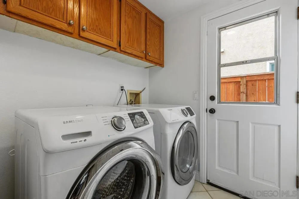 1039 Honeysuckle Drive San Marcos, CA 92078