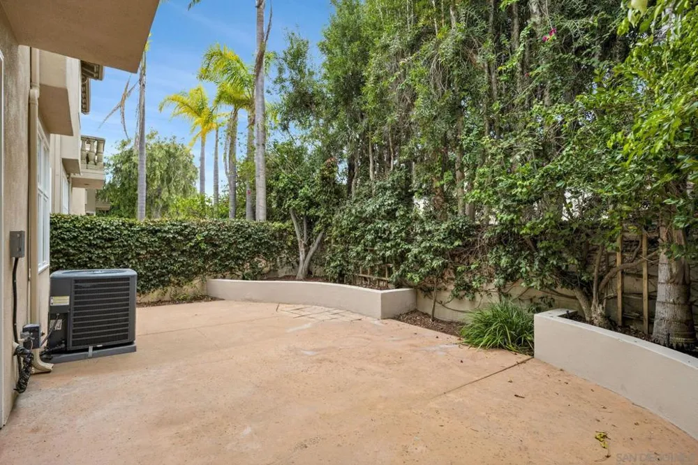 9756 Keeneland Row La Jolla, CA 92037