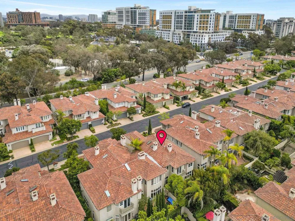 9756 Keeneland Row La Jolla, CA 92037