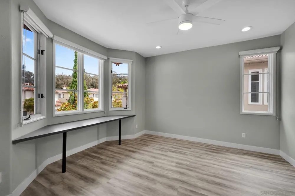 9756 Keeneland Row La Jolla, CA 92037