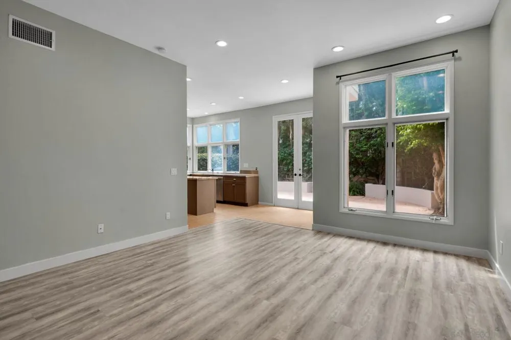 9756 Keeneland Row La Jolla, CA 92037
