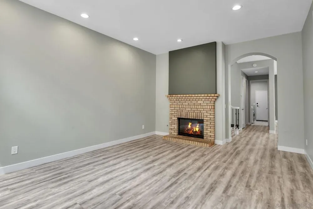 9756 Keeneland Row La Jolla, CA 92037