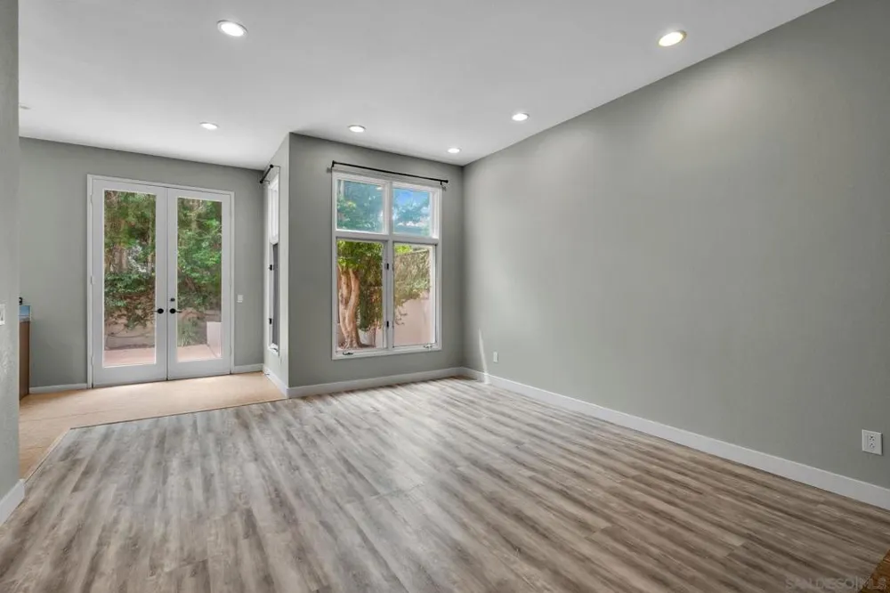 9756 Keeneland Row La Jolla, CA 92037
