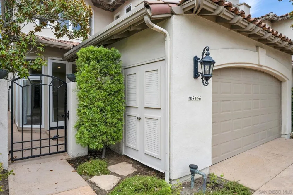 9756 Keeneland Row La Jolla, CA 92037