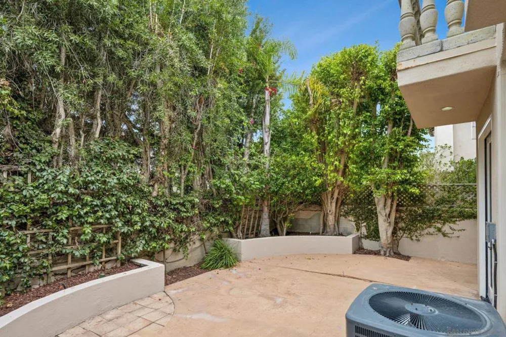 9756 Keeneland Row La Jolla, CA 92037