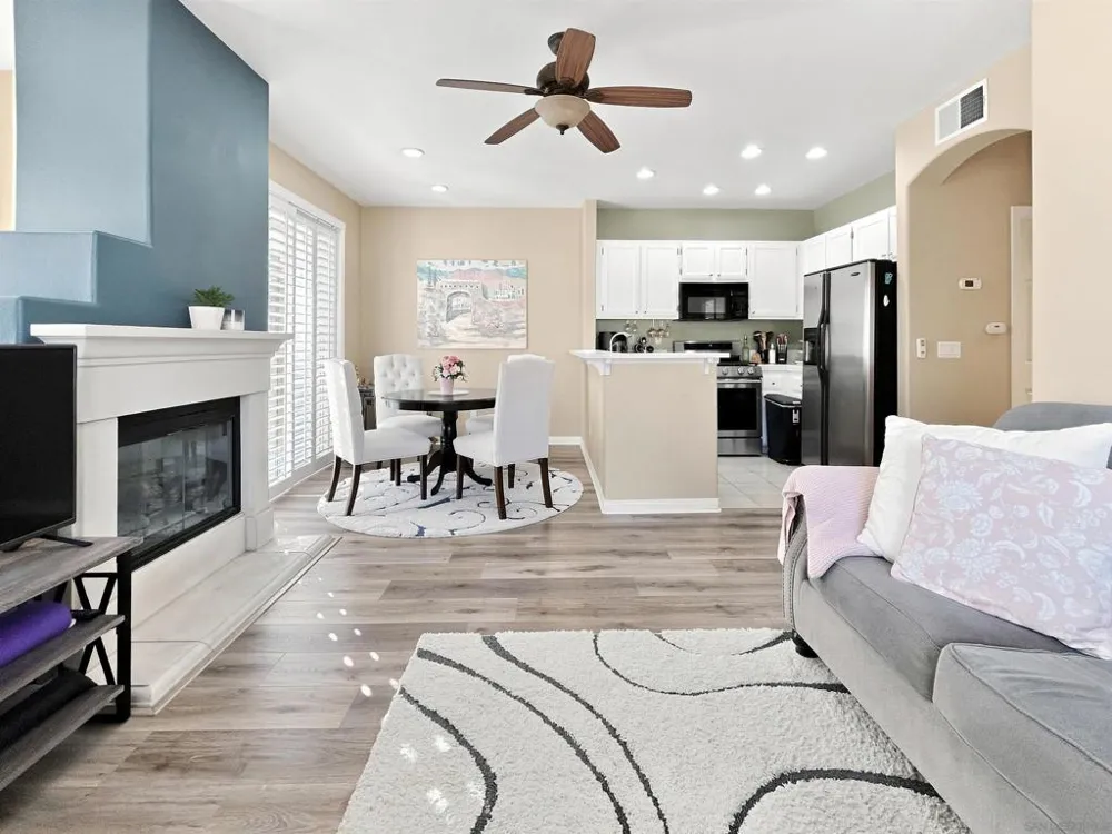 10970 Ivy Hill #2 San Diego, CA 92131