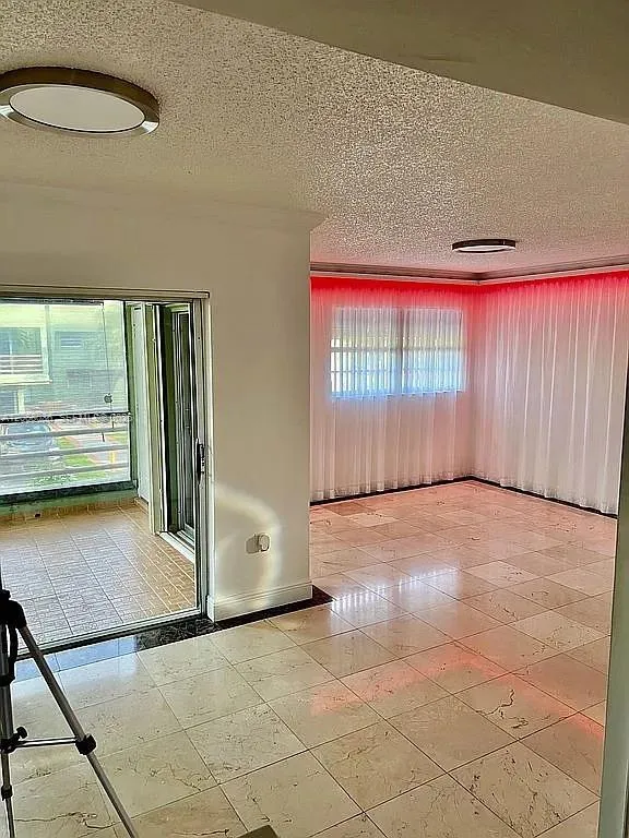 11183 NW 7th St #204-20 Miami, FL 33172
