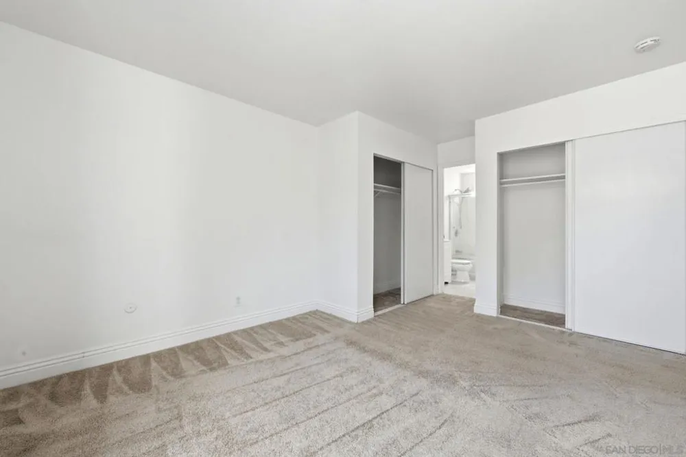 2850 Reynard Way #16 San Diego, CA 92103