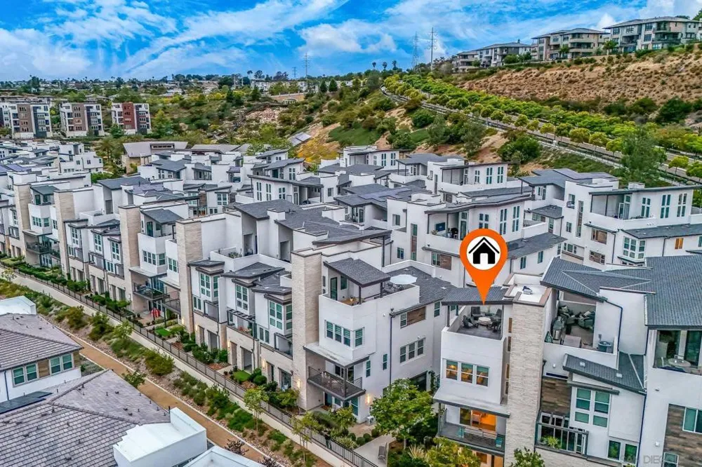 2858 Avella Cir San Diego, CA 92108