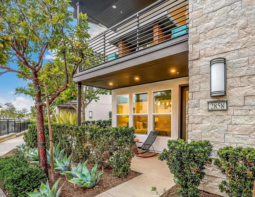 2858 Avella Cir San Diego, CA 92108