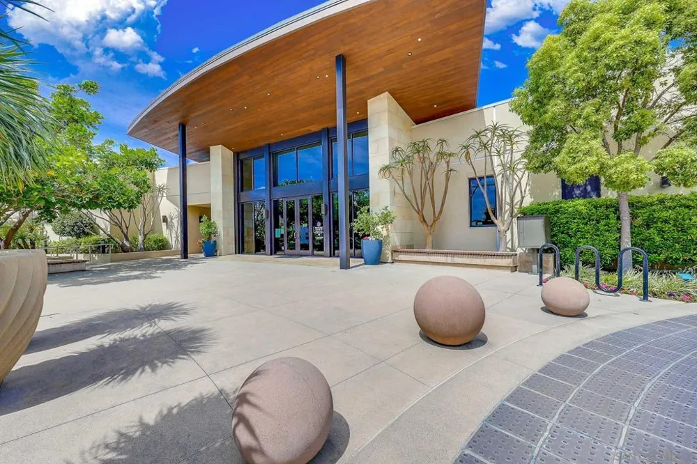 2858 Avella Cir San Diego, CA 92108