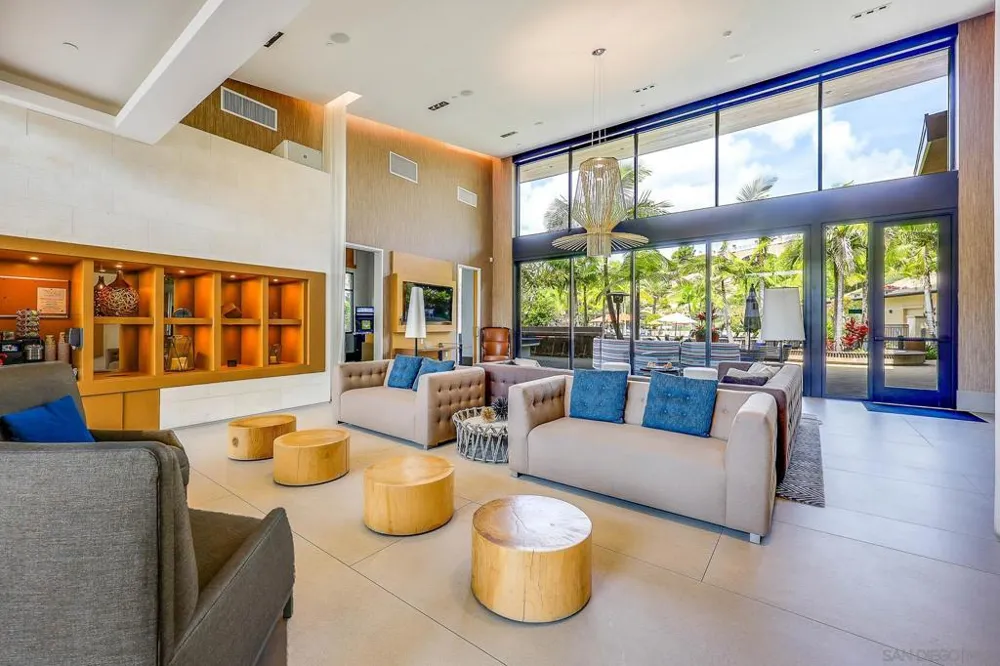 2858 Avella Cir San Diego, CA 92108