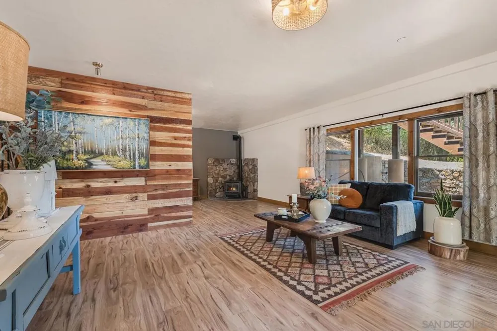 35251 Twin Oaks Rd Julian, CA 92036