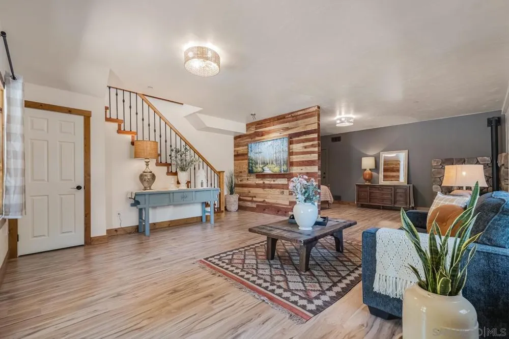 35251 Twin Oaks Rd Julian, CA 92036