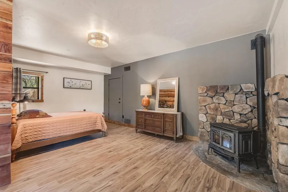 35251 Twin Oaks Rd Julian, CA 92036