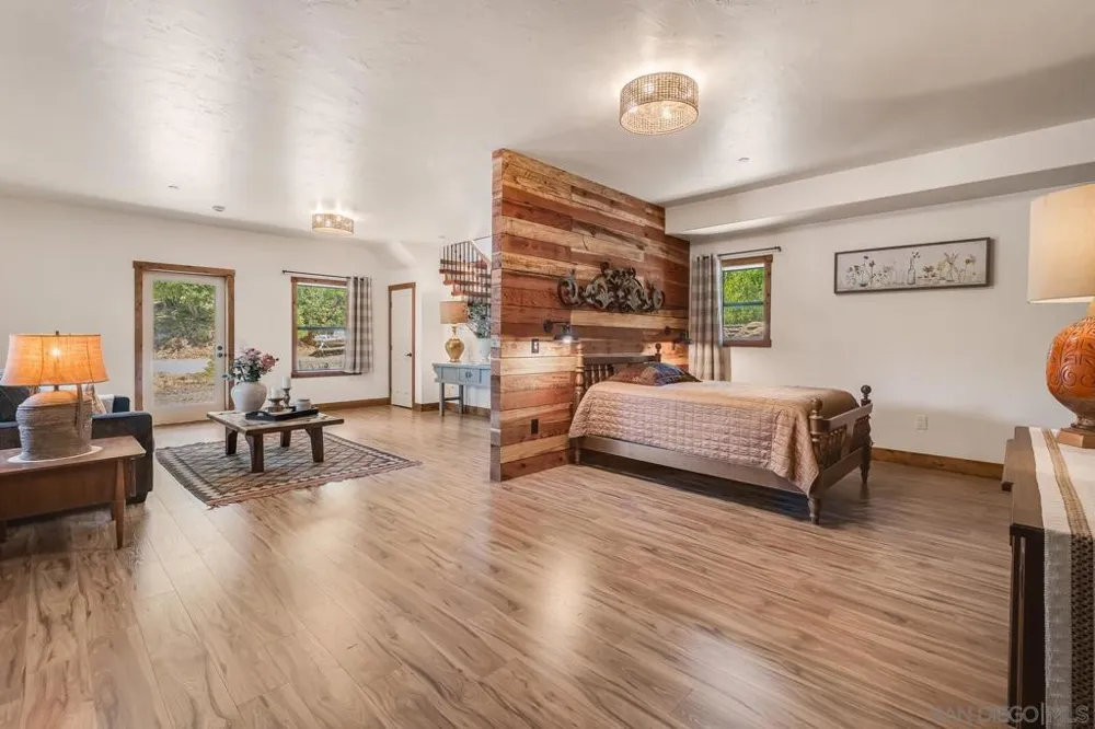 35251 Twin Oaks Rd Julian, CA 92036