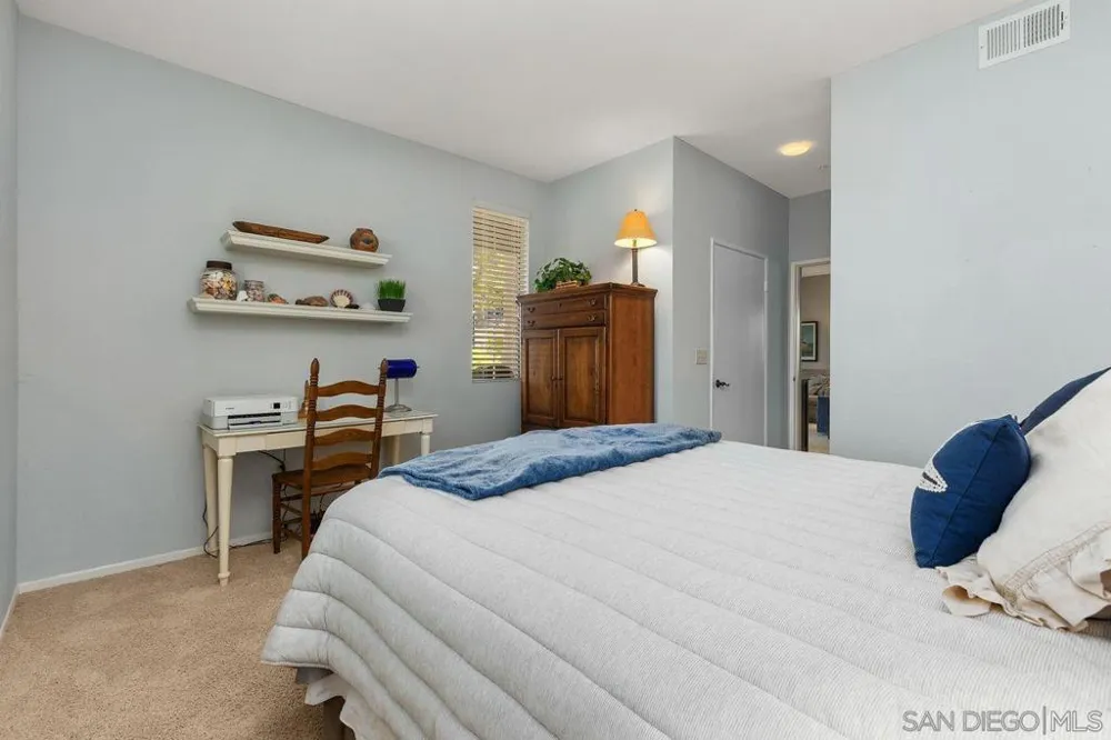 18764 Caminito Cantilena #148 San Diego, CA 92128