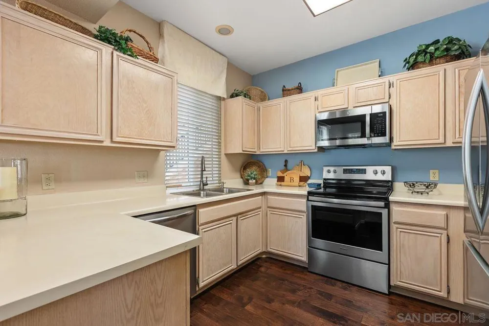 18764 Caminito Cantilena #148 San Diego, CA 92128