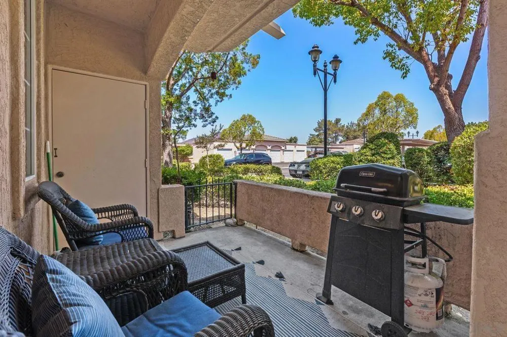 18764 Caminito Cantilena #148 San Diego, CA 92128