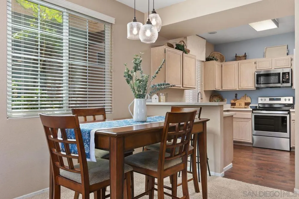18764 Caminito Cantilena #148 San Diego, CA 92128