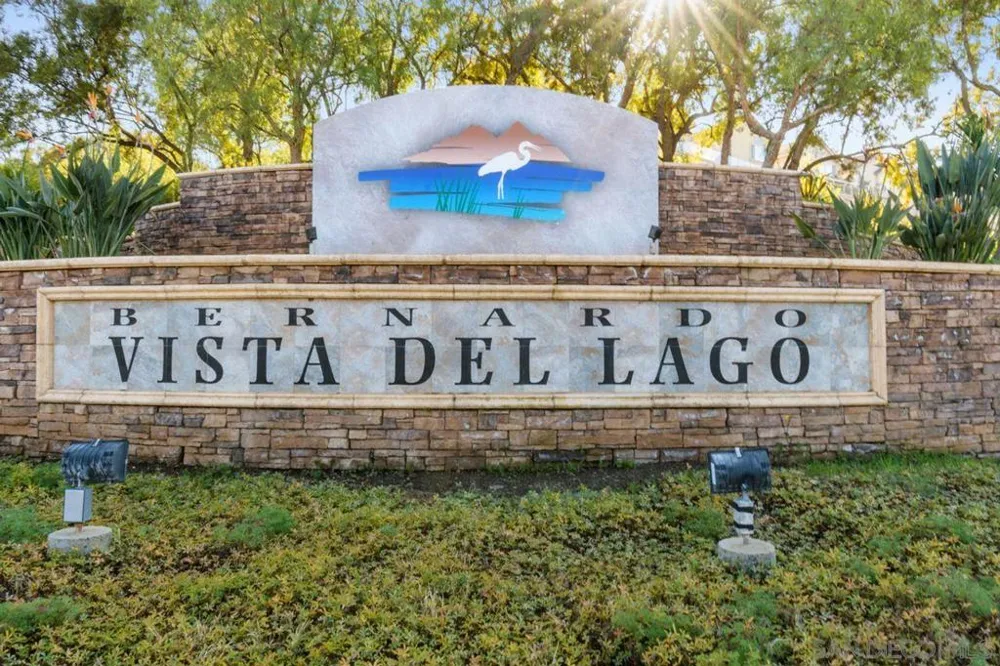 18764 Caminito Cantilena #148 San Diego, CA 92128