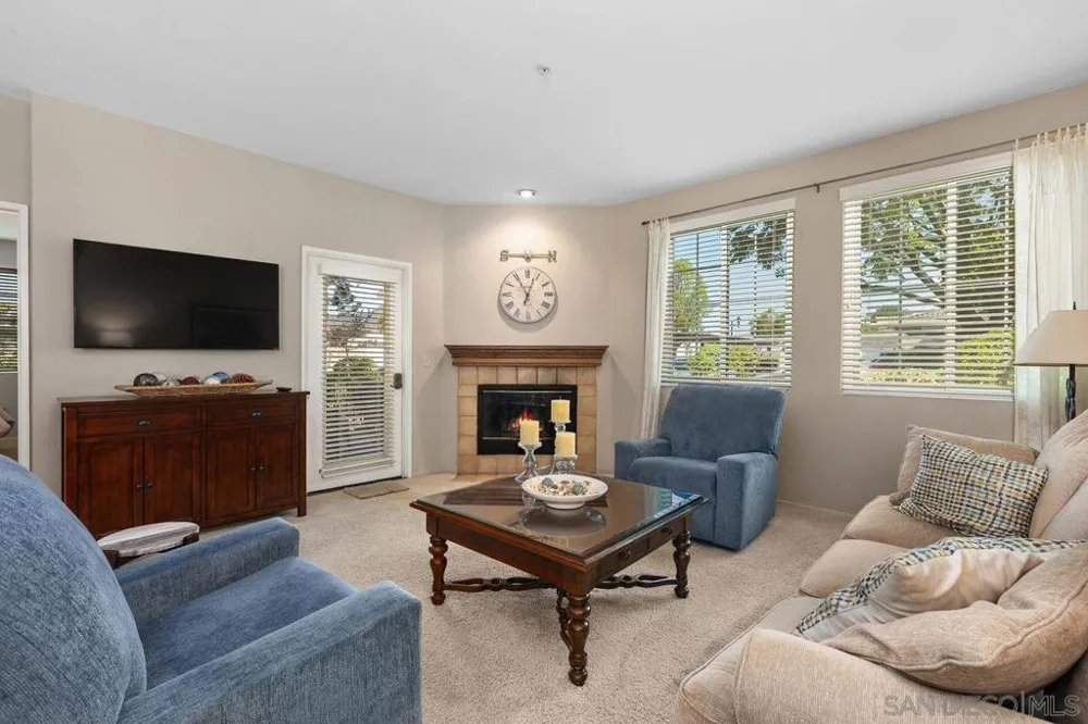18764 Caminito Cantilena #148 San Diego, CA 92128