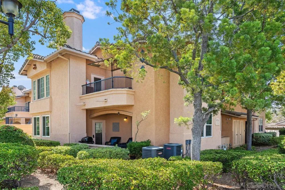 18764 Caminito Cantilena #148 San Diego, CA 92128