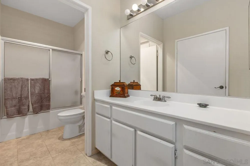 18764 Caminito Cantilena #148 San Diego, CA 92128