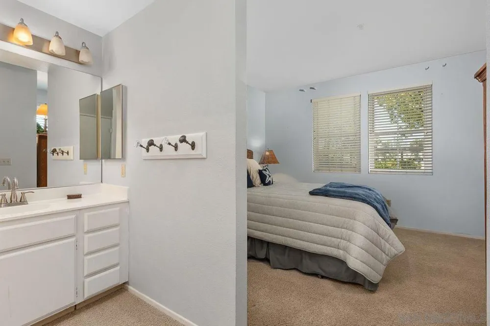 18764 Caminito Cantilena #148 San Diego, CA 92128