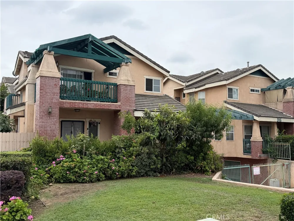 312 Genoa #C Monrovia, CA 91016