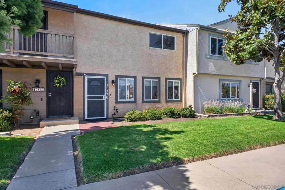 10376 Frank Lane Santee, CA 92071
